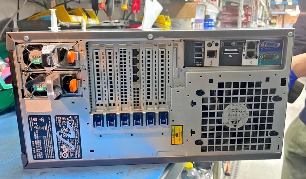 Dell PowerEdge T430 Xeon 2 x E5-2620 V3 2.4GHz 32GB DDR4 2x4TB HDD H330 2x495W